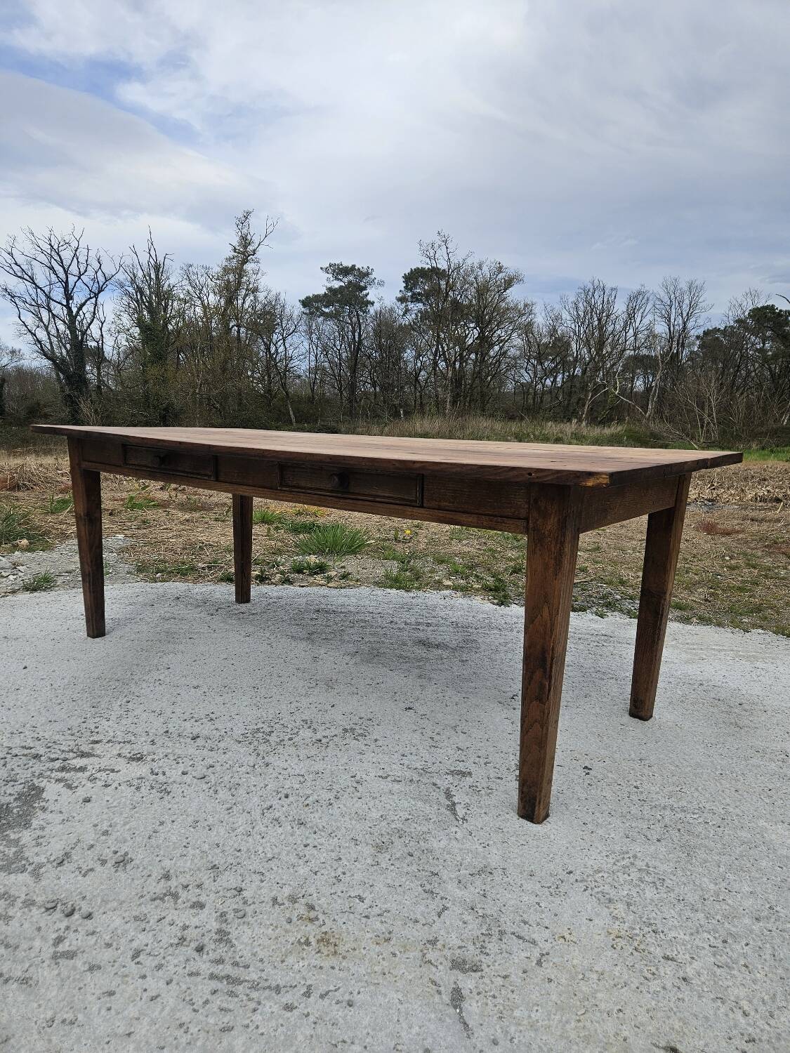 Farmhouse table