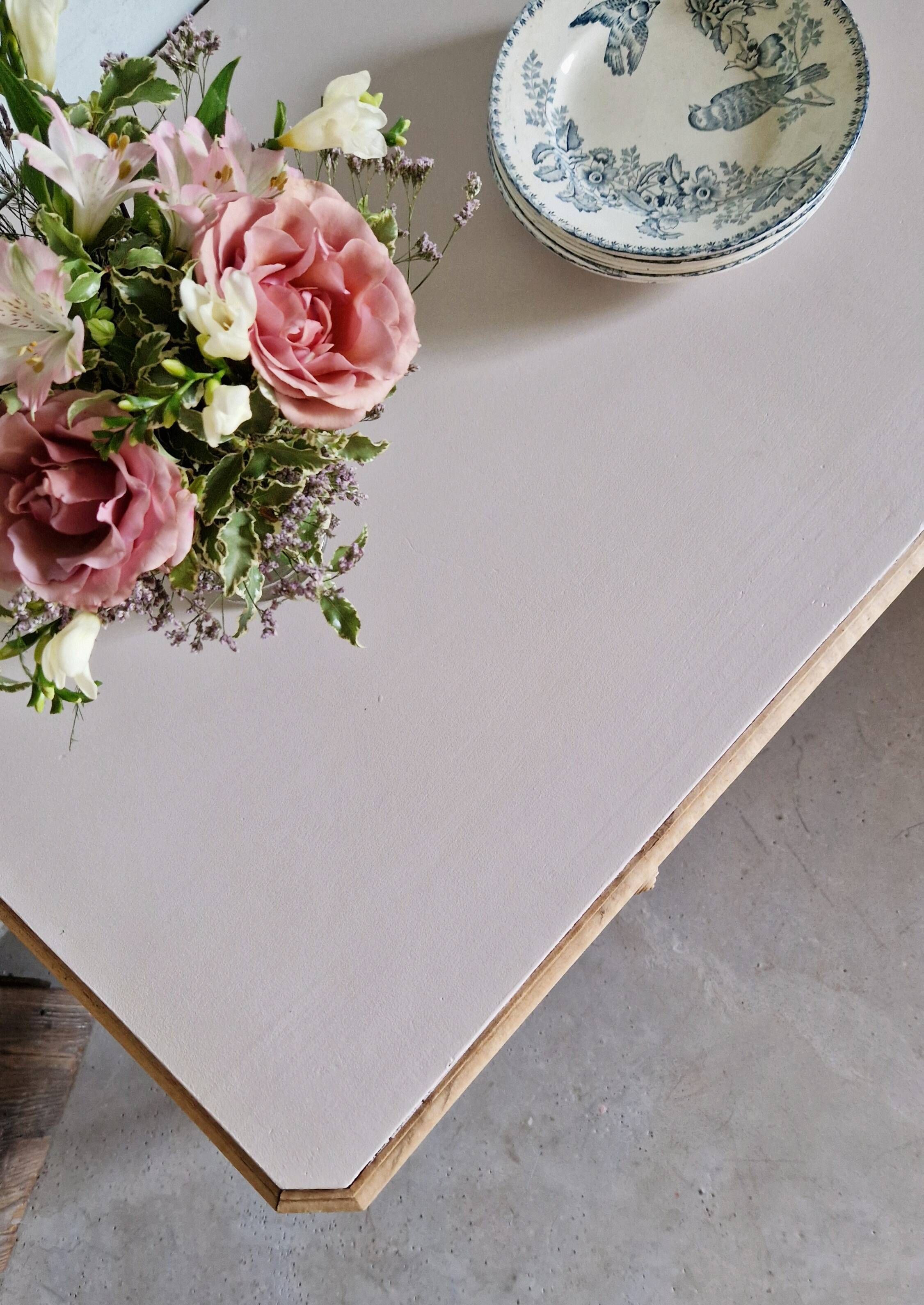 Beautiful draper style console/table