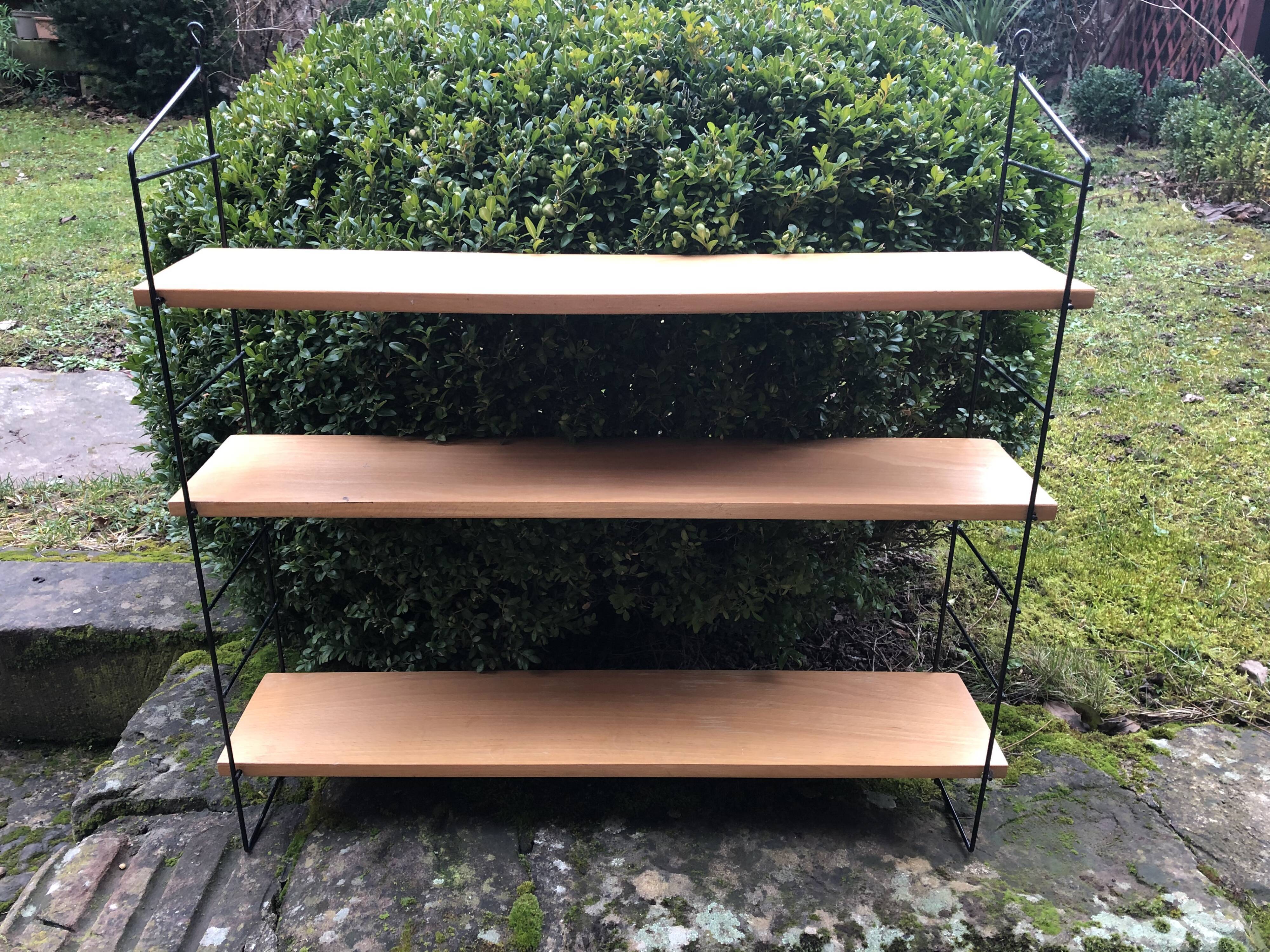 Wall shelf String lacquered metal black and light wood 1960
