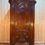 Armoire / Bonnetière d'époque Louis XIV