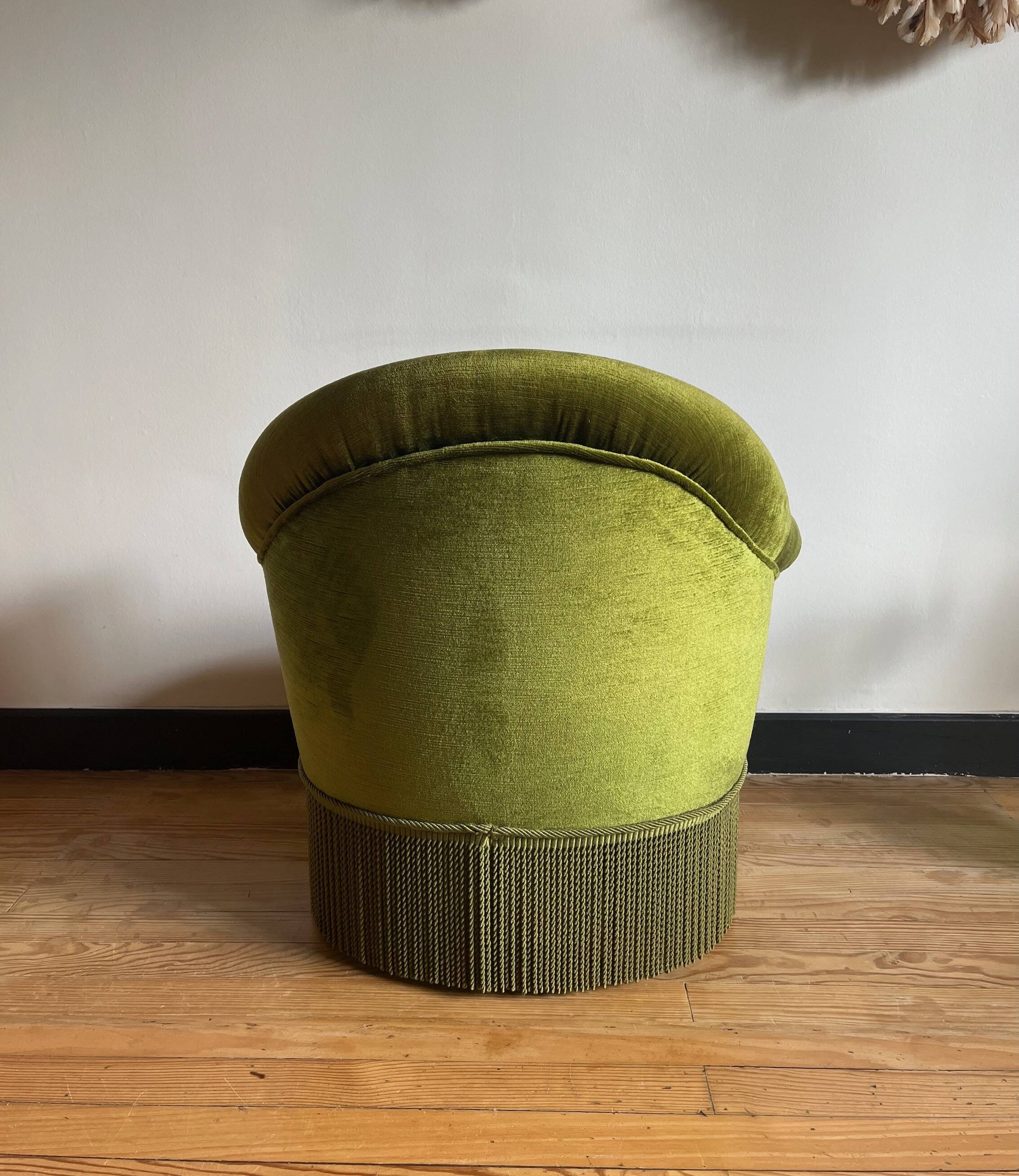 Hector toad armchair