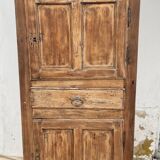 Armoire rustique et vintage bois brut style wabi sabi