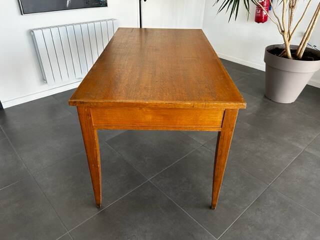 Desk 1 drawer in belt