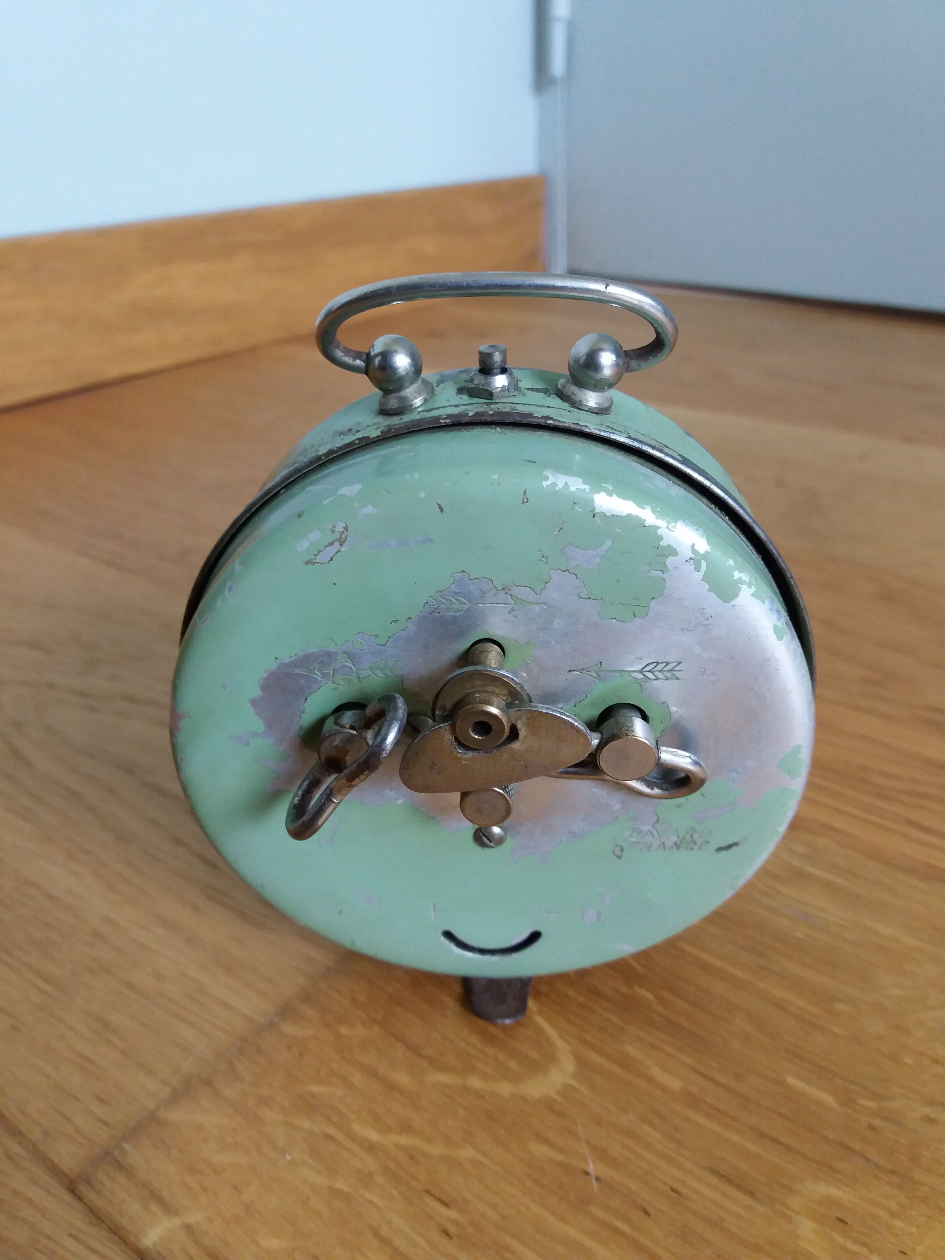 Pale green Bayard alarm clock
