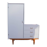 Armoire asymétrique