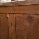 Buffet without pretty door patina