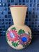 Vase en terre cuite décor de fleurs