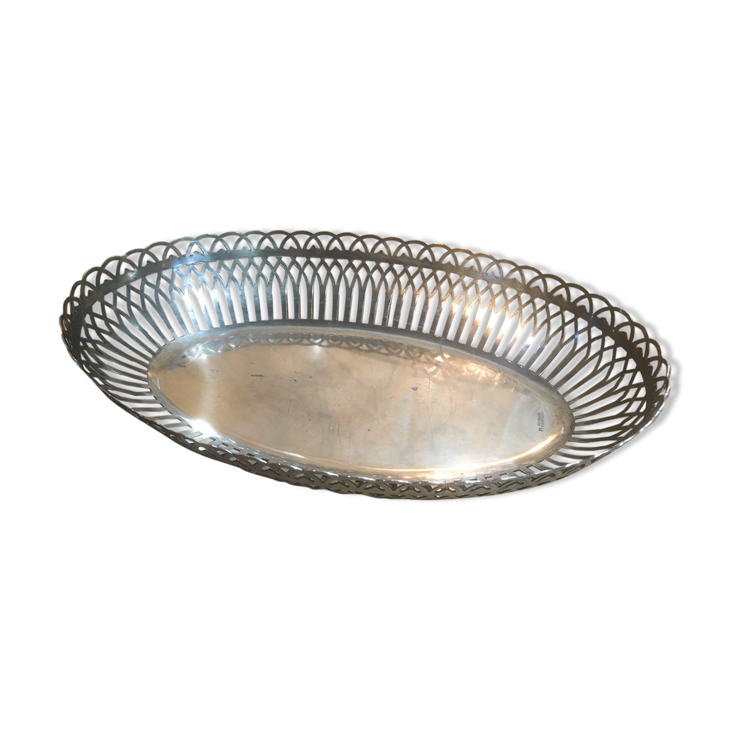 Openwork silver metal bread basket