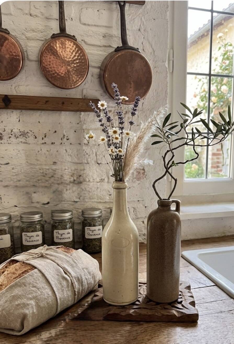 Pair of old stoneware bottles - Ciry le Noble