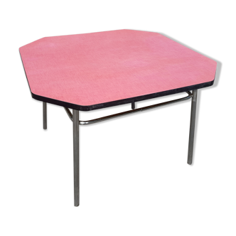 Red bar formica table