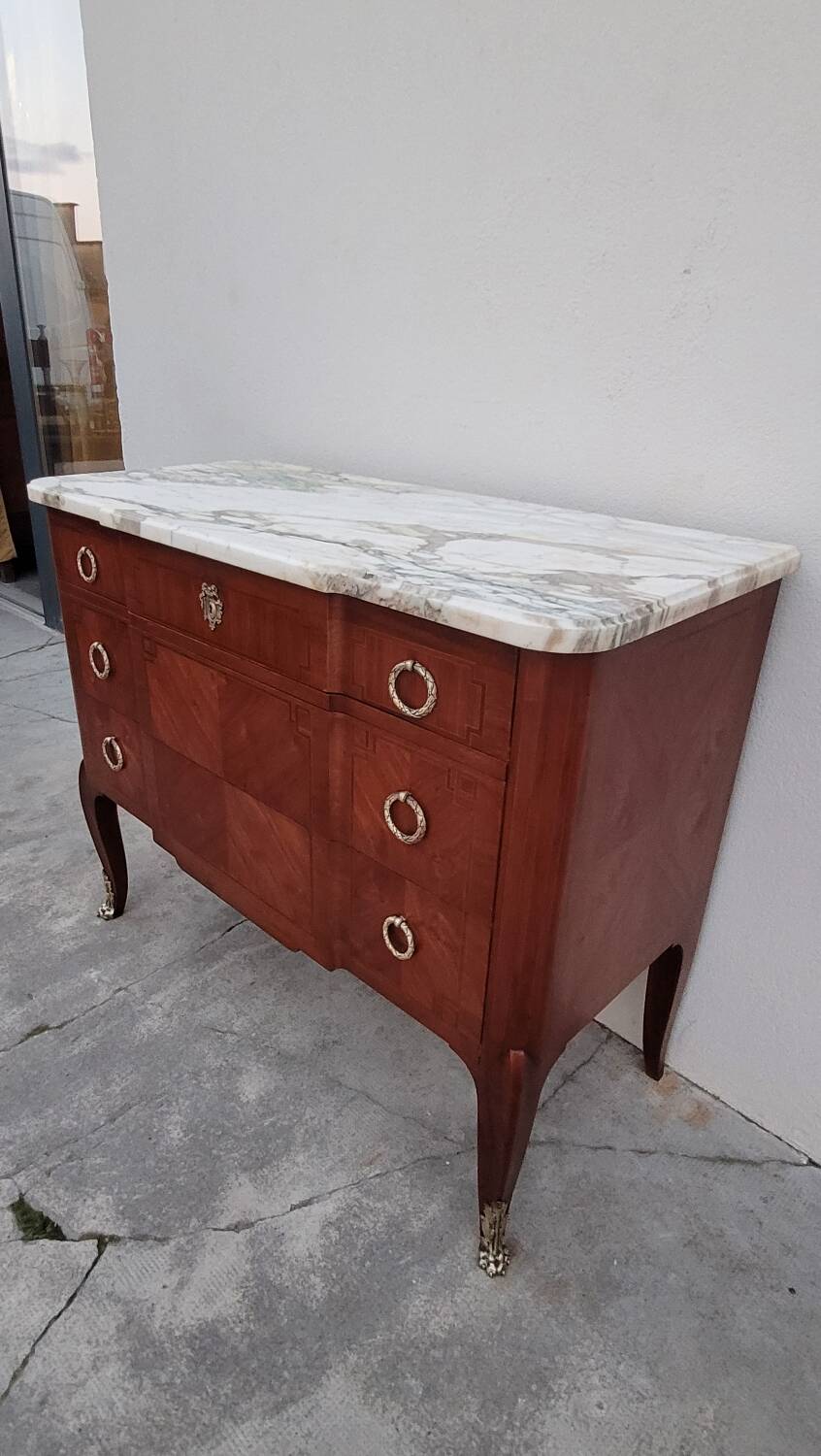 Louis XV Louis XVI rosewood commode, 19th century.