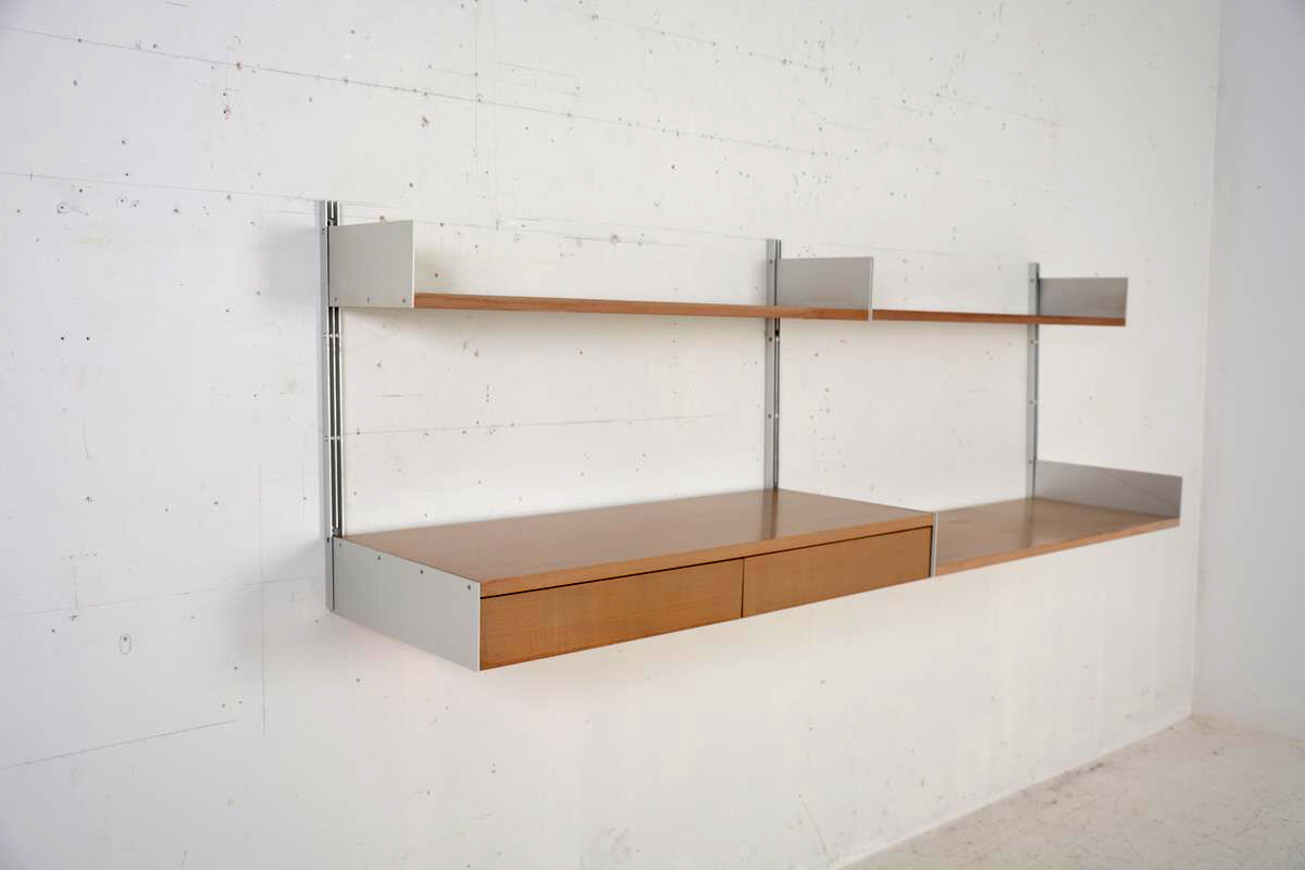 Dieter Rams shelf for Vistoe from the 60s.