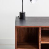 Commode en noyer et peinture noir, piétement en noyer massif
