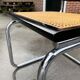Chaise design Cesca modèle b32 en noir et chrome