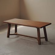Grande table artisanale en chêne, France, vers 1970