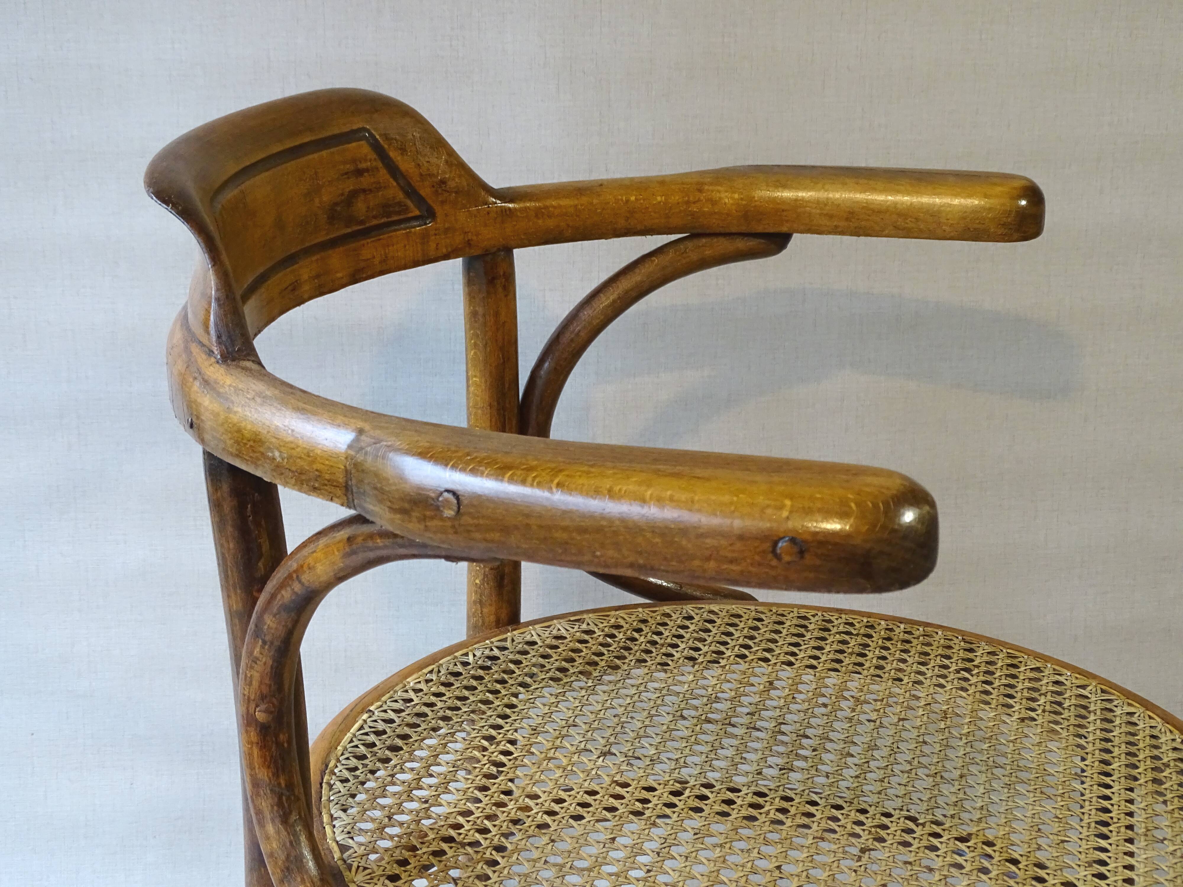 Office armchair bistrot bentwood , by Ungvar 1895