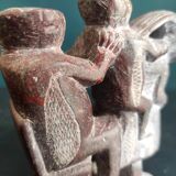 Sculpture ethnique, représentant une famille