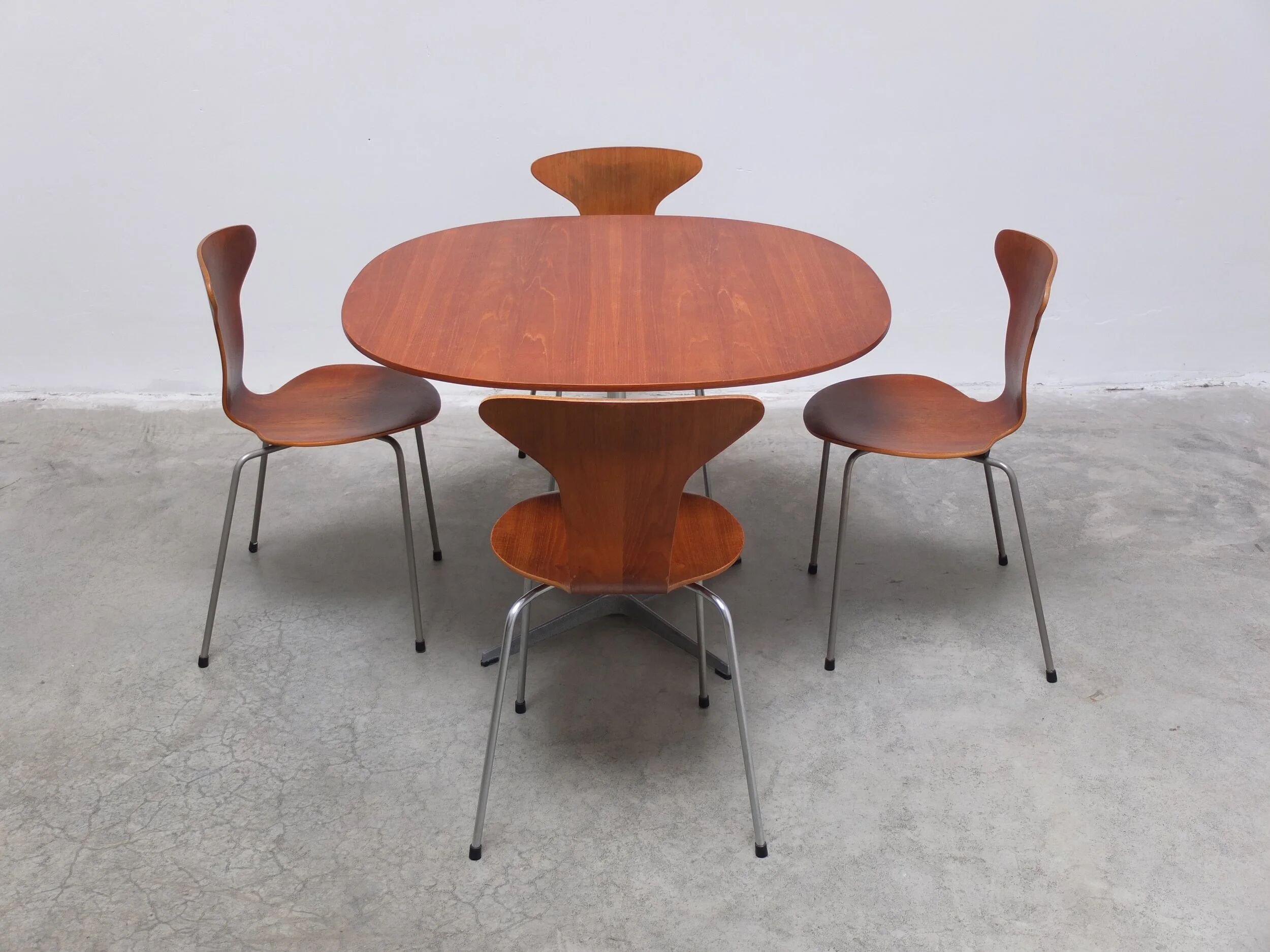Teak 'Super-Circular' table by Piet Hein & Bruno Mathsson for Fritz Hansen, 1974