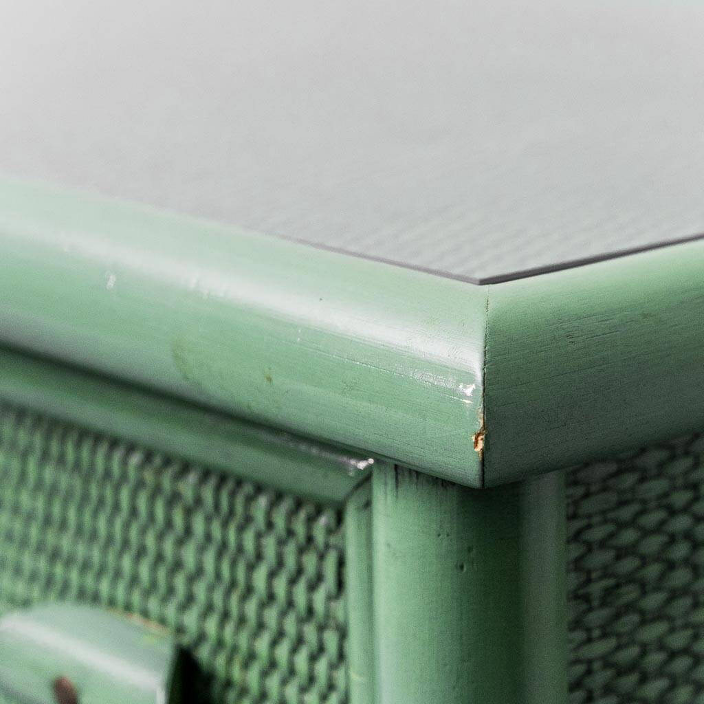 Cassettiera vintage rattan intrecciato verde anni ’60 modernariato