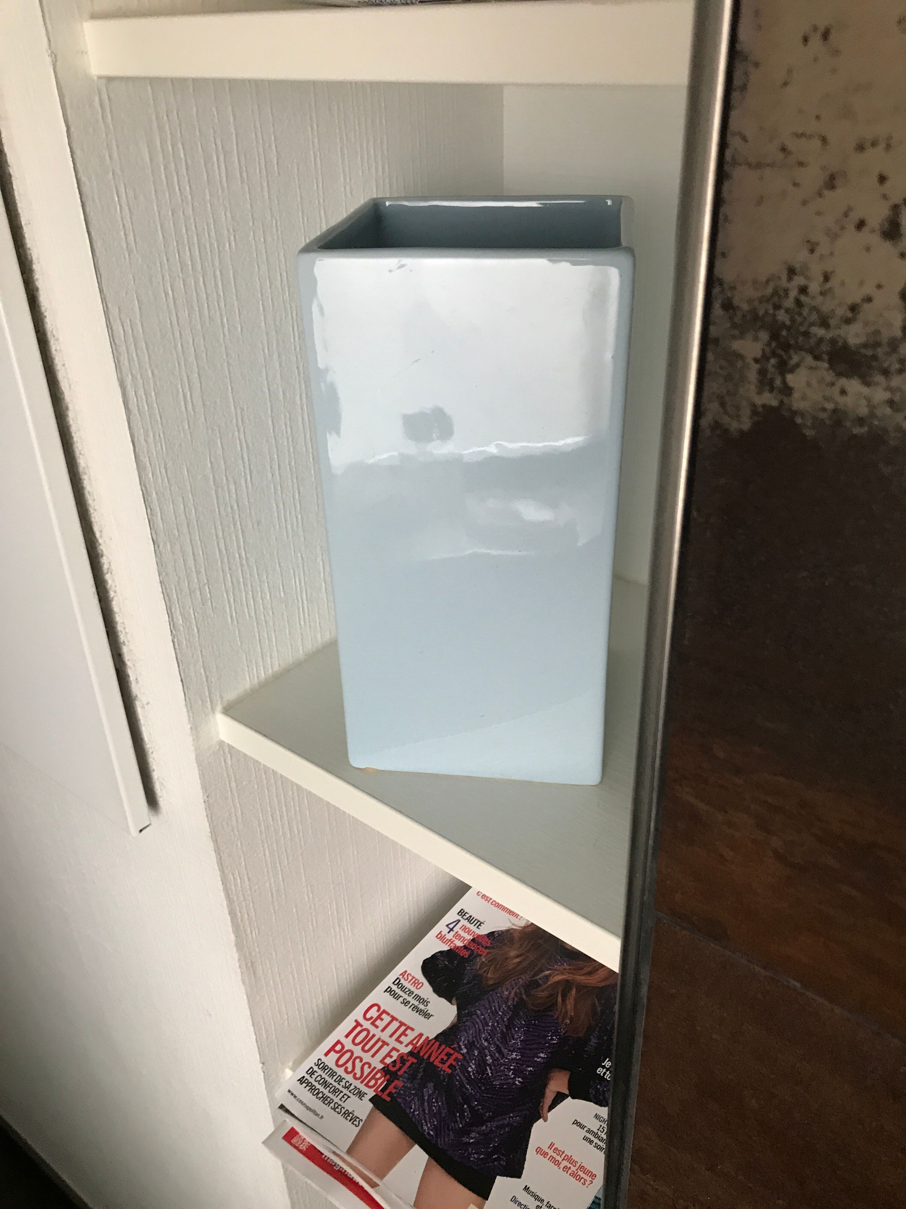 Sky blue geometric vase