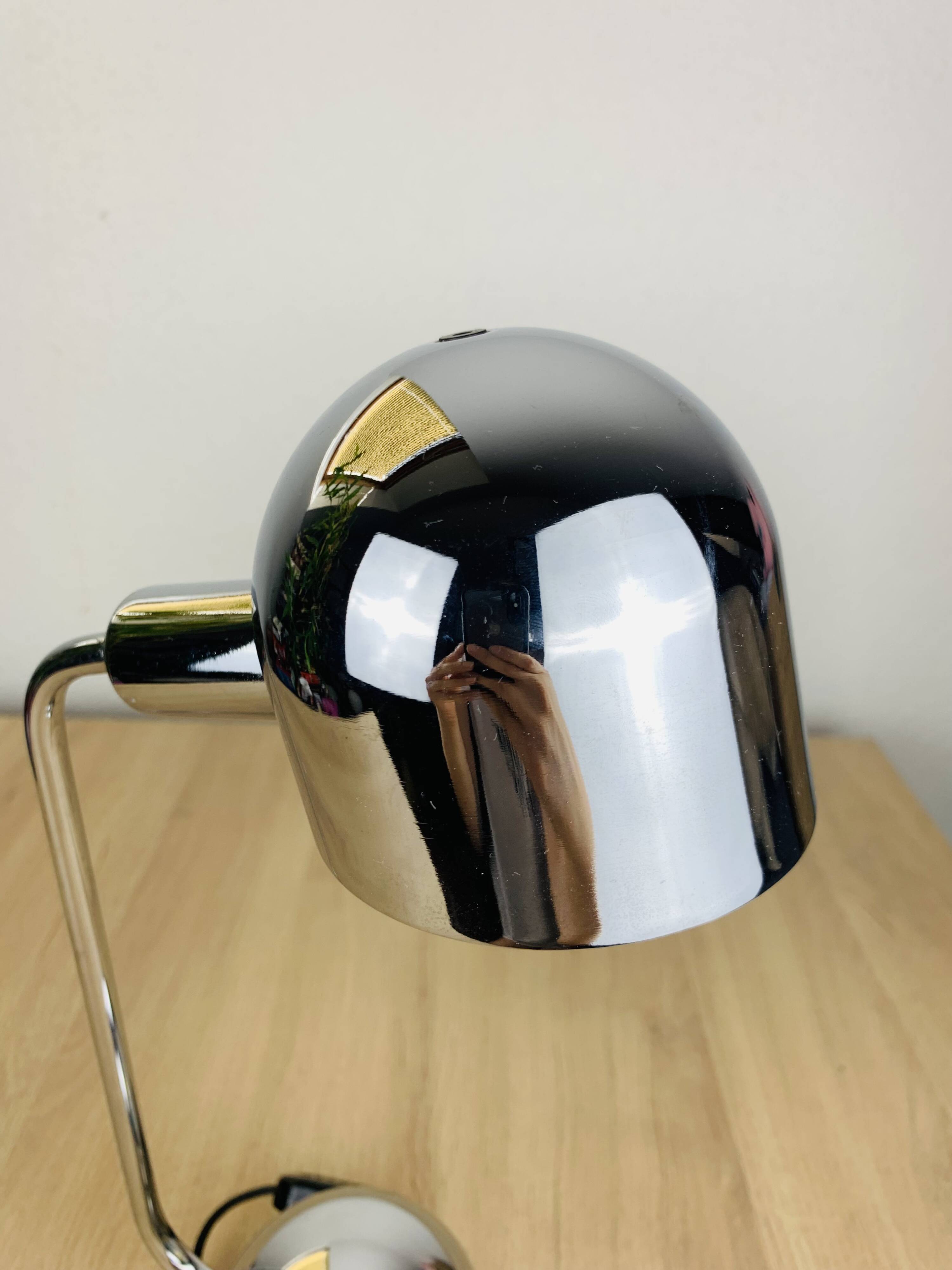 Lampe de bureau orientable chrome années 70