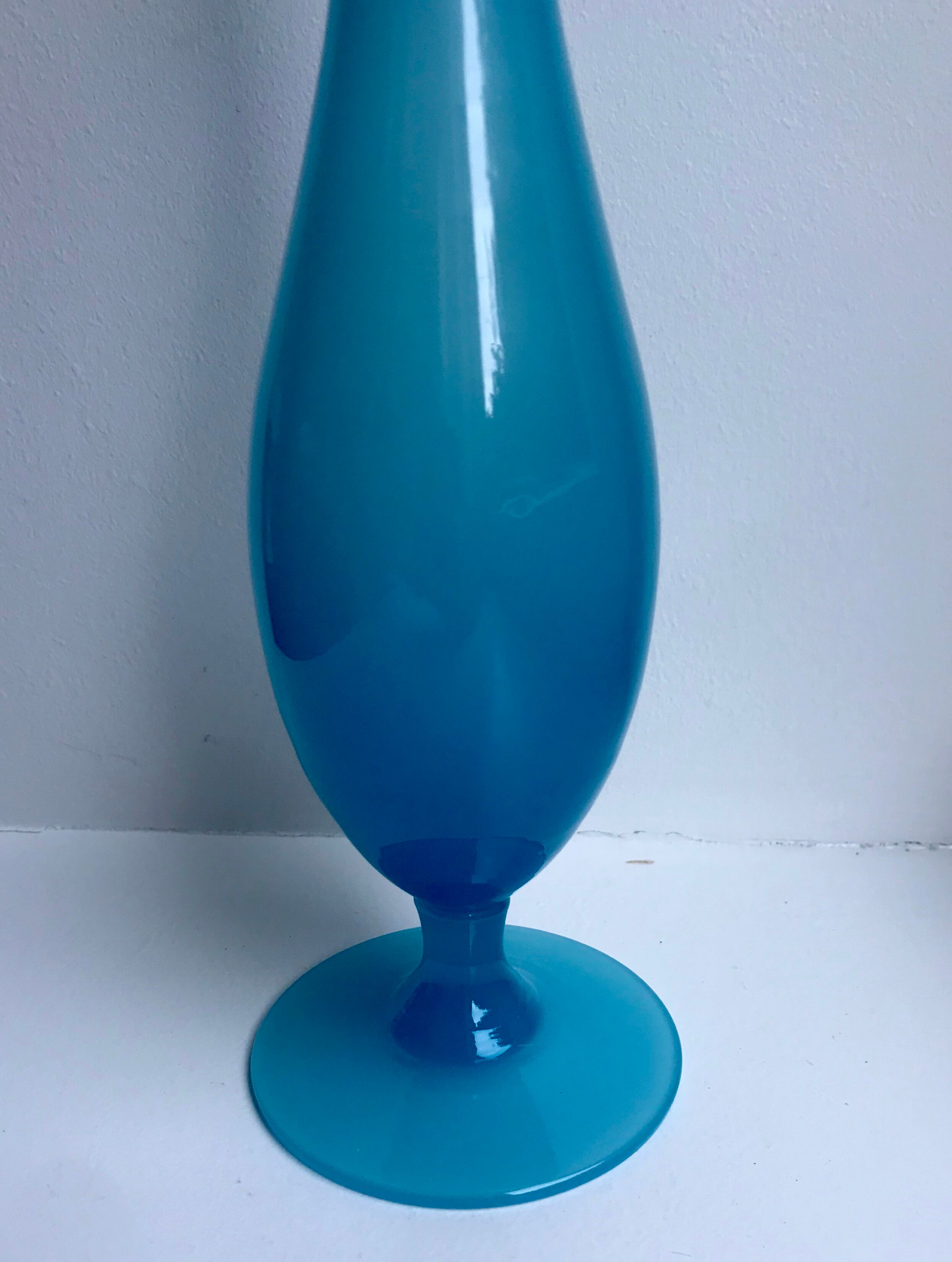soliflore in blue opaline 60s