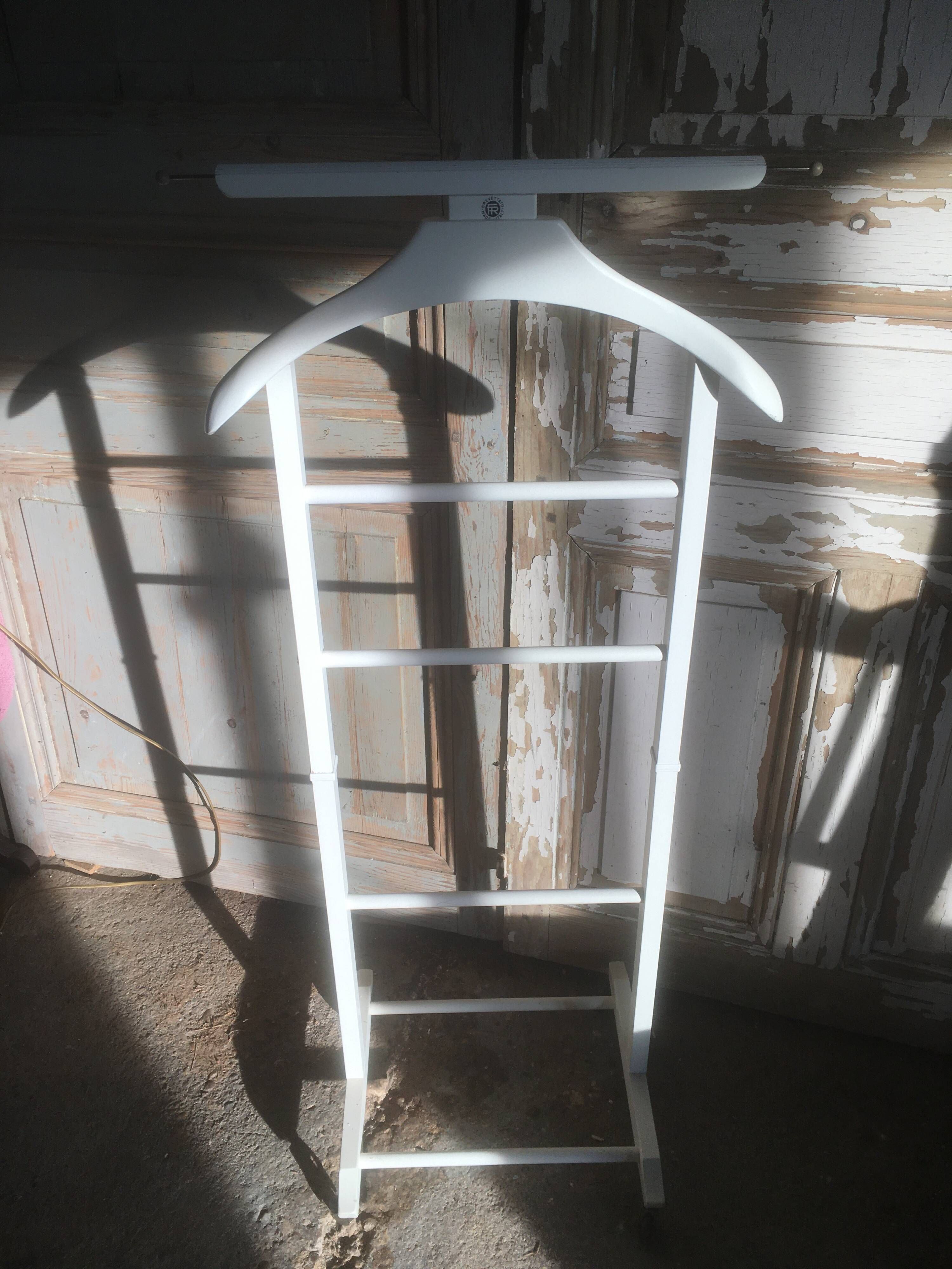 Painted wooden valet by Fratelli Reguitti (made in Italy) 1960s