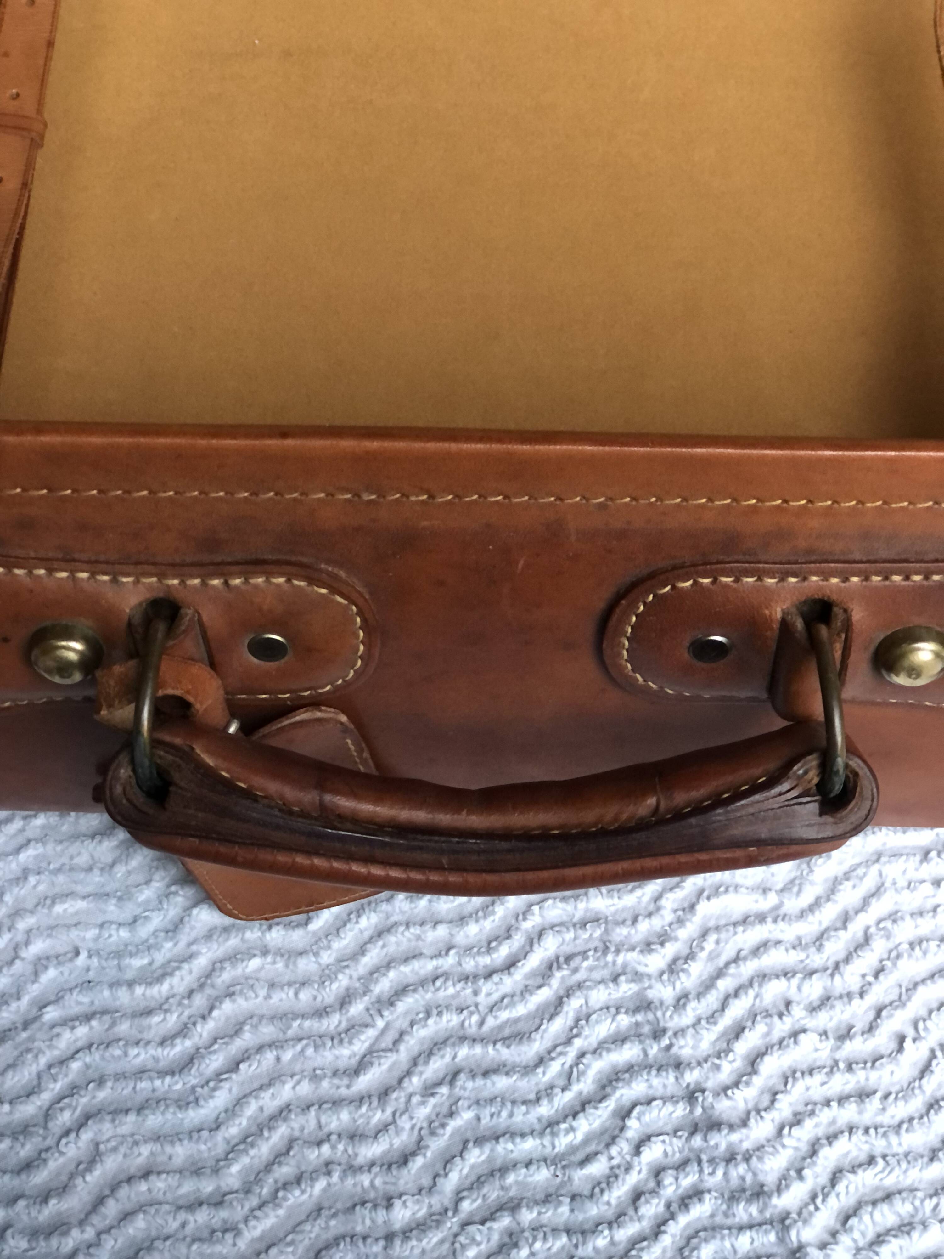 Vintage suitcase 1960 havana gold leather with bellows