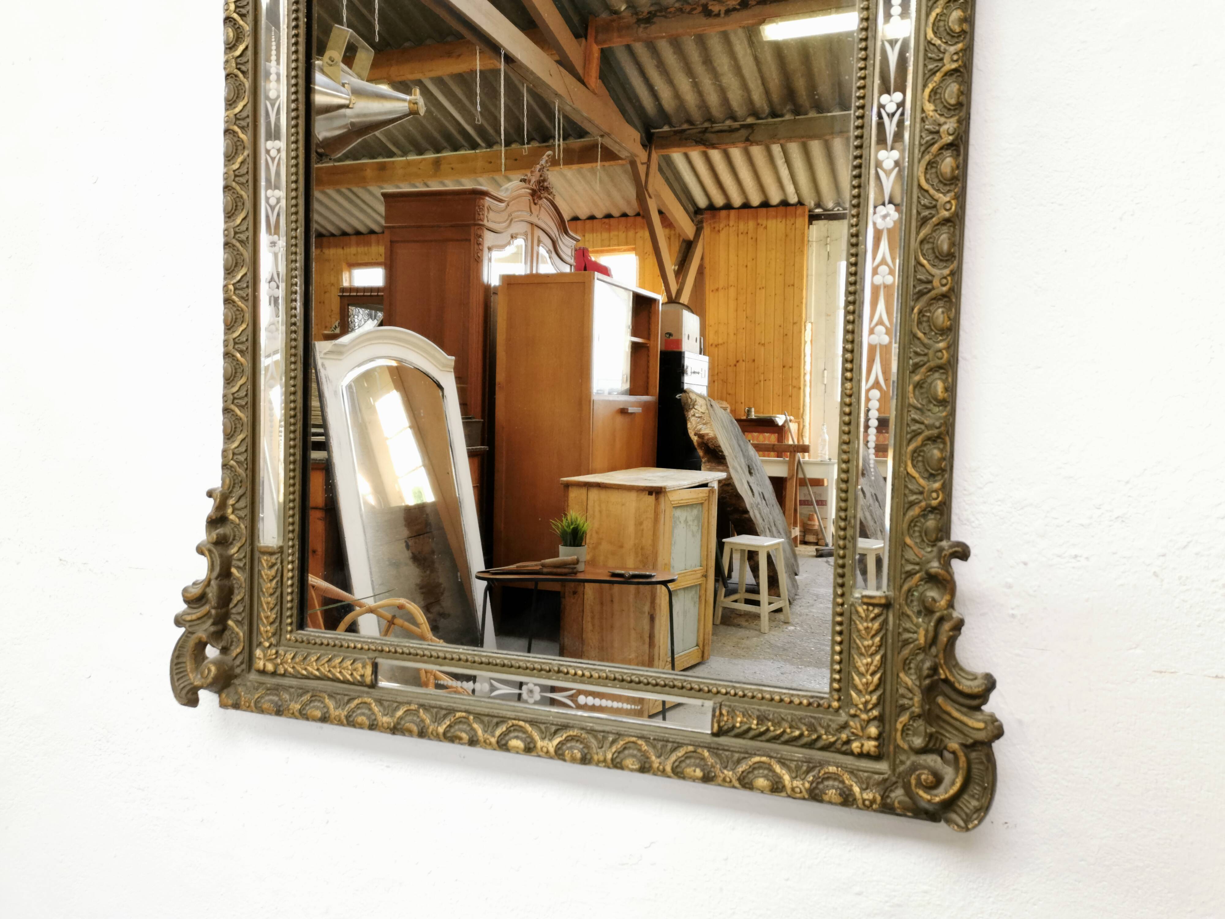 Ancient mirror 116 x 82 Napoleon III wood and gilded stucco