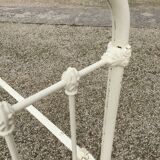Iron bed