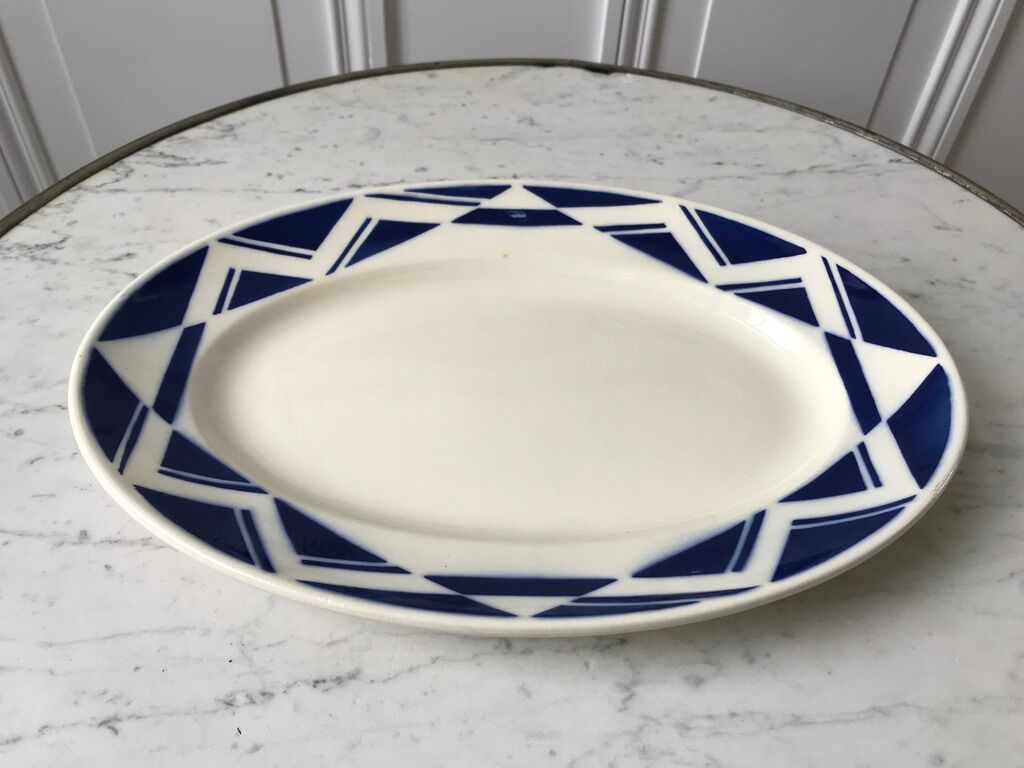 Oval flat Badonviller art deco 30s