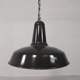 Industrial hanging lamp with enamelled steel shade