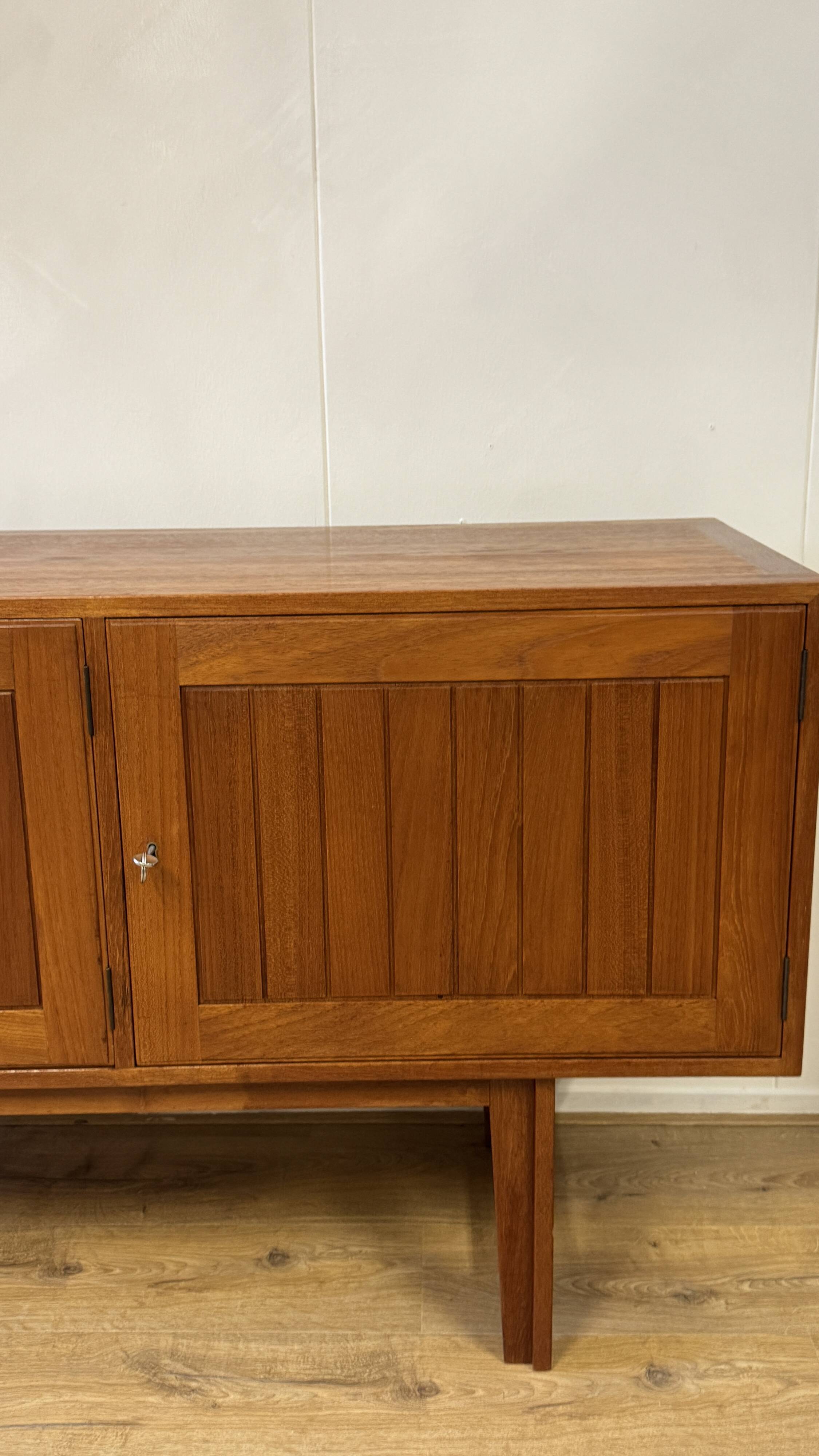 Vamo Sonderberg lowboard dressoir