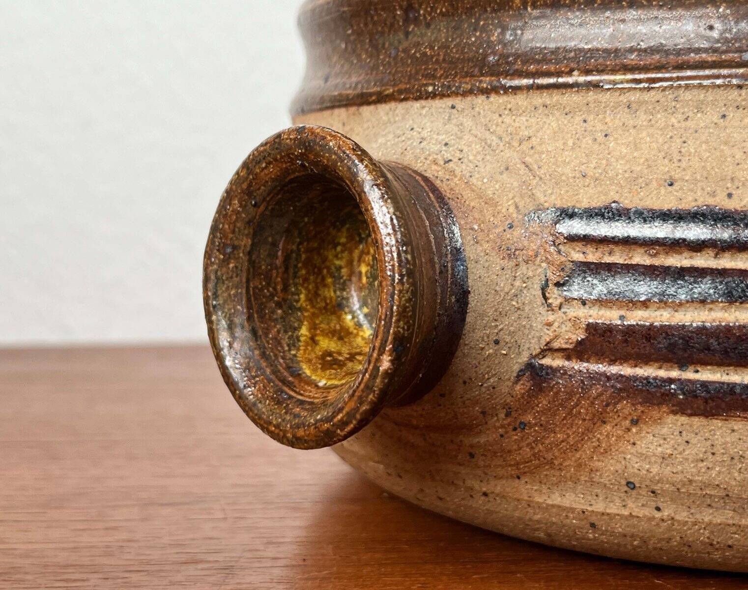Large studio pottery bowl in modern Danish mid-century style by Tue Poulsen for Tue Keramik, 1960s.