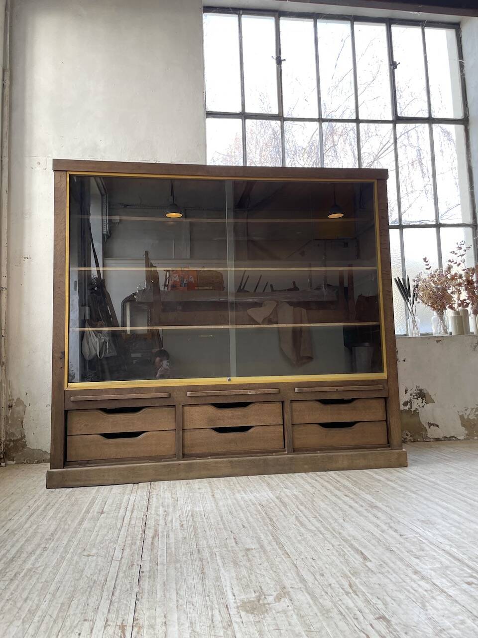 XXL oak display cabinet furniture