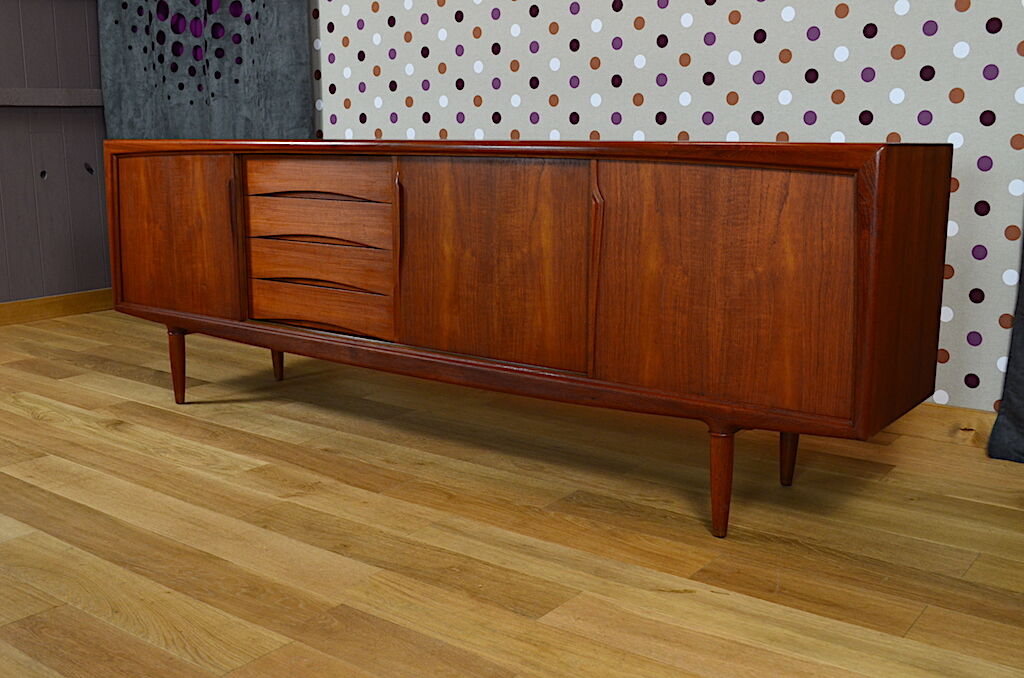 Sideboard danish designer Gunni Omann 1950 years