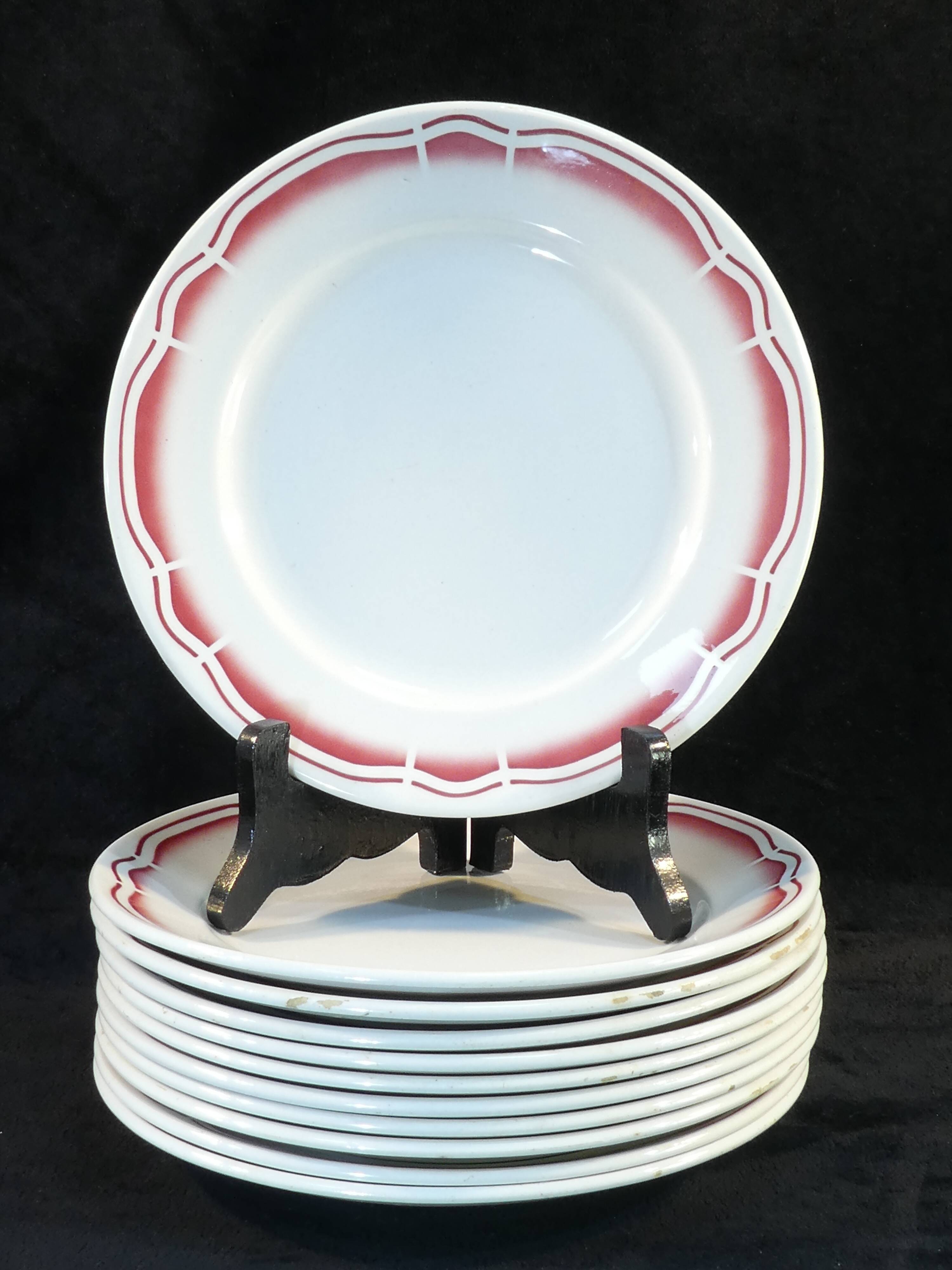 11 flat plates badonviller red no digoin