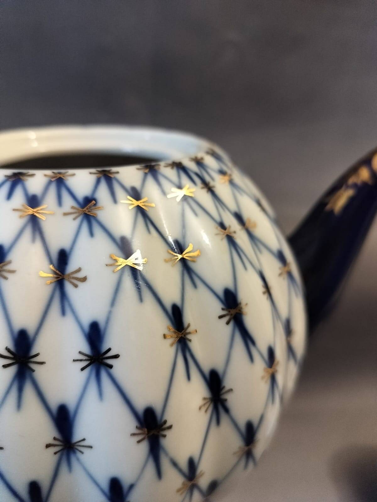 Lomonosov Imperial Porcelain XXL 2000ml Teapot Cobaltnet 22 Carat Gold