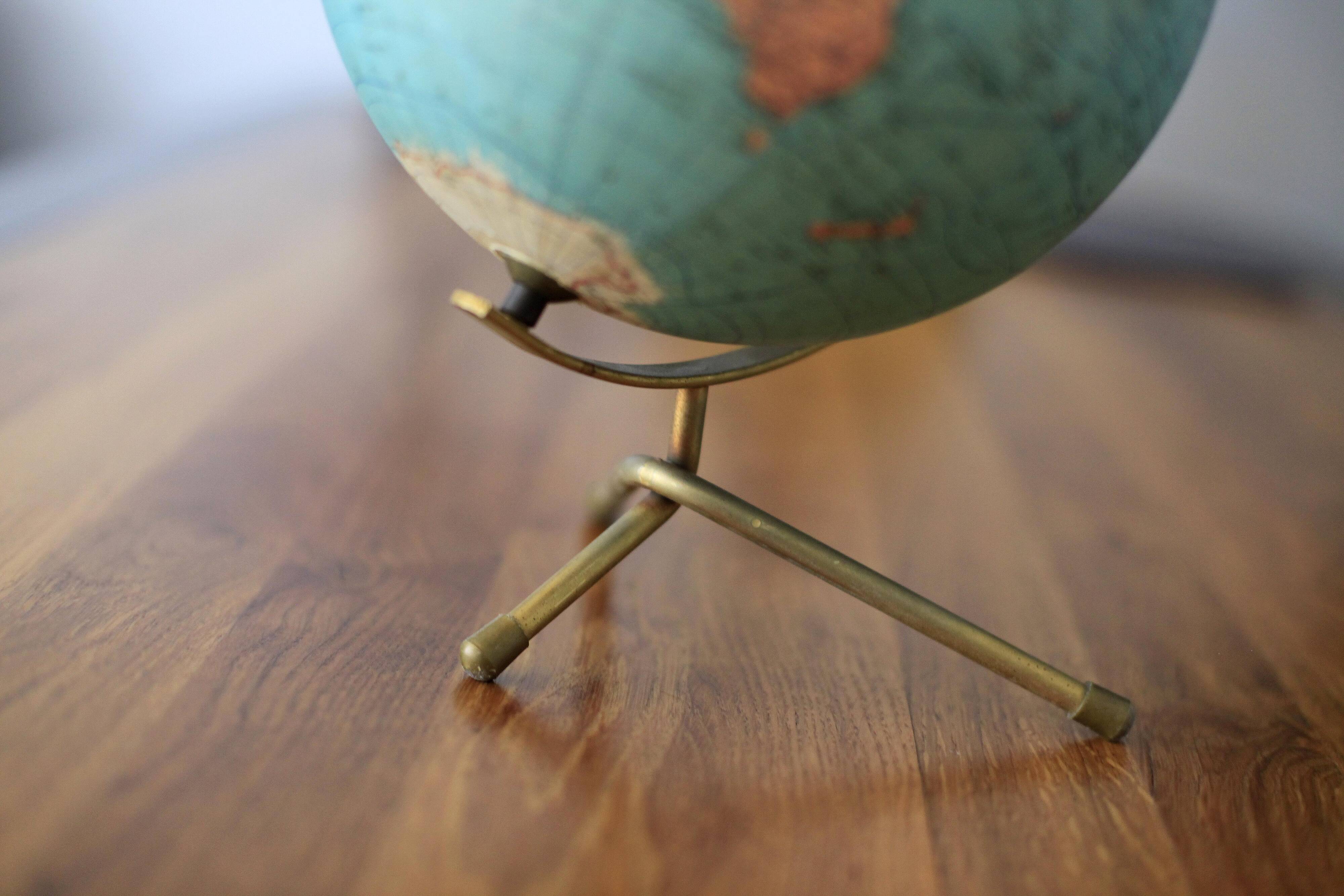 Old Globe by George Philip & Son (1969)