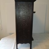 master's furniture, Breton walled bed