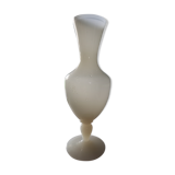 Vase en opaline