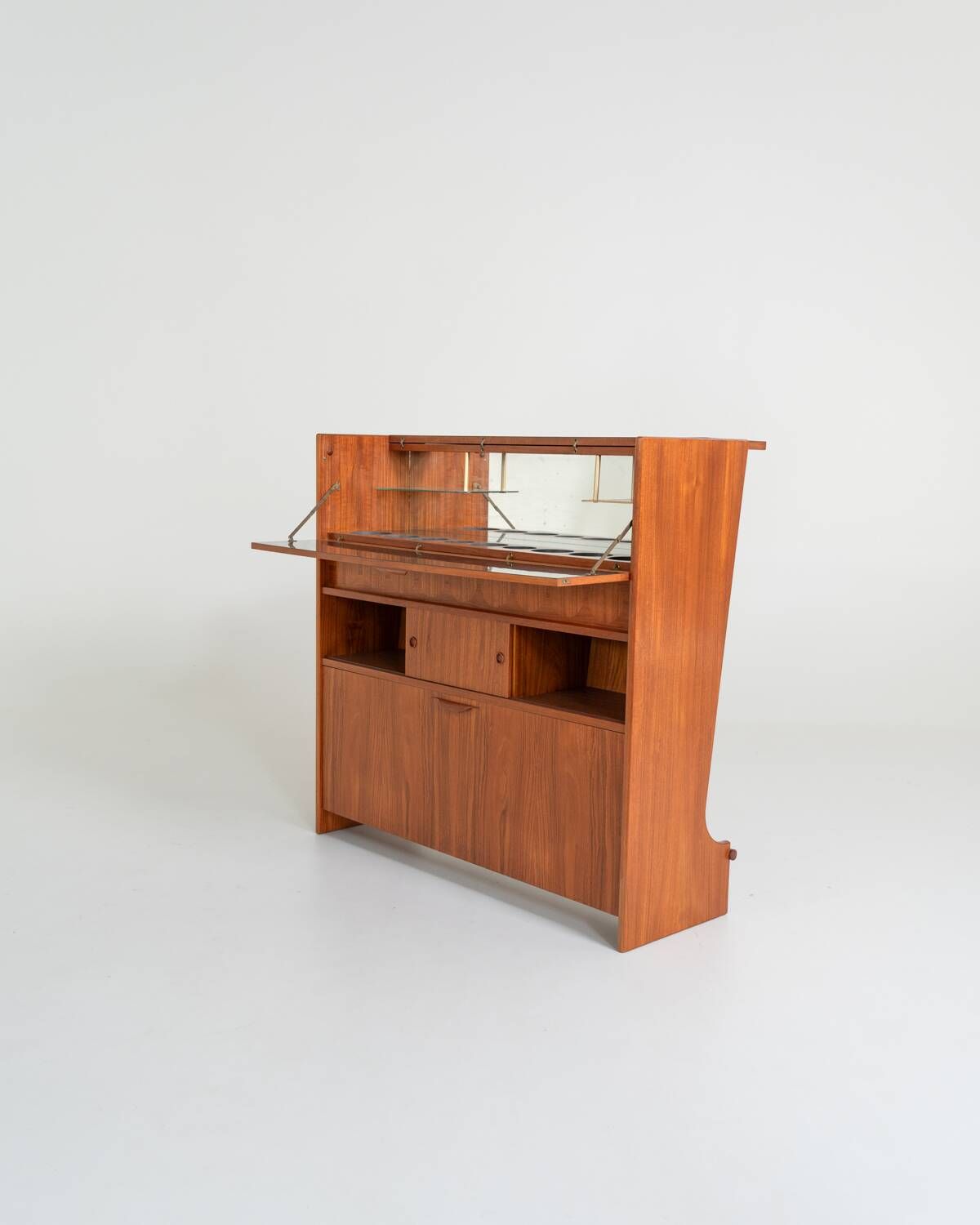 “SK661” teak bar cabinet by Johannes Andersen for J. Skaaning & Søn, 1960s
