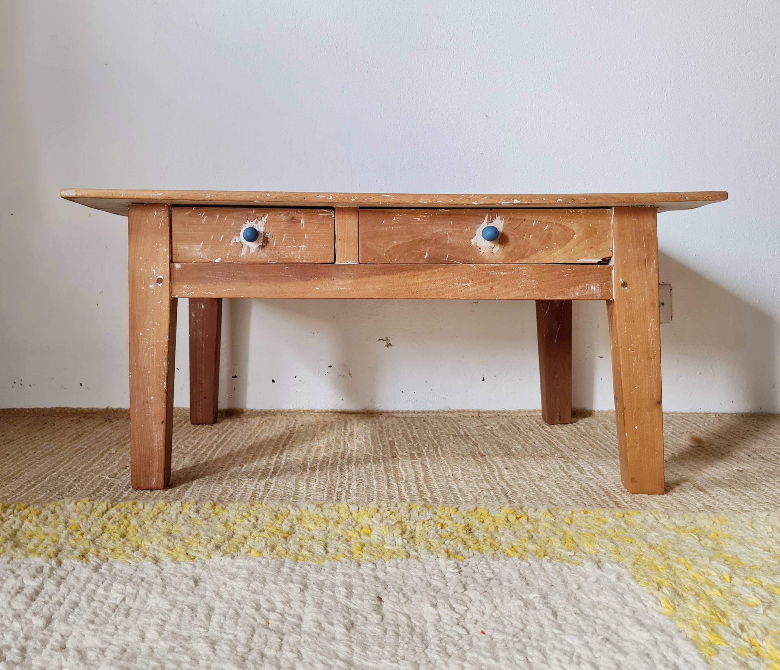 Table basse de ferme ancienne - 2 tiroirs