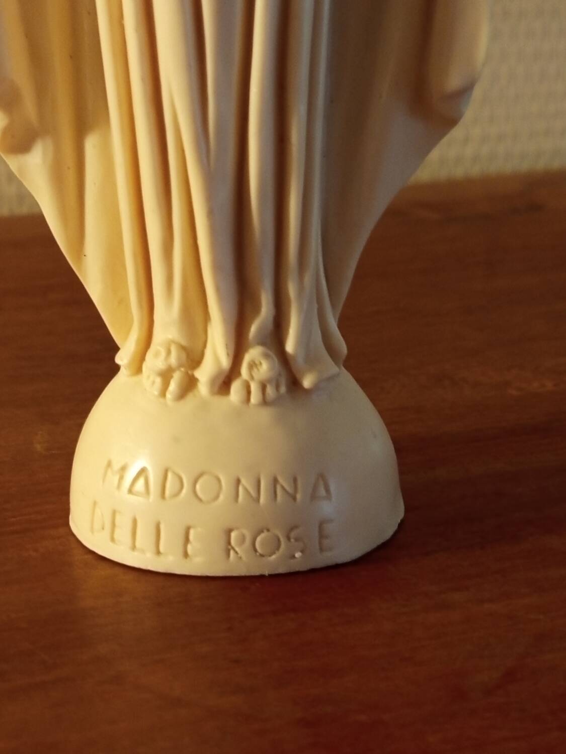 Statuette of the Virgin of the Roses