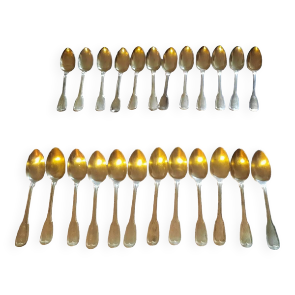 12 cuillères à soupe en métal argenté