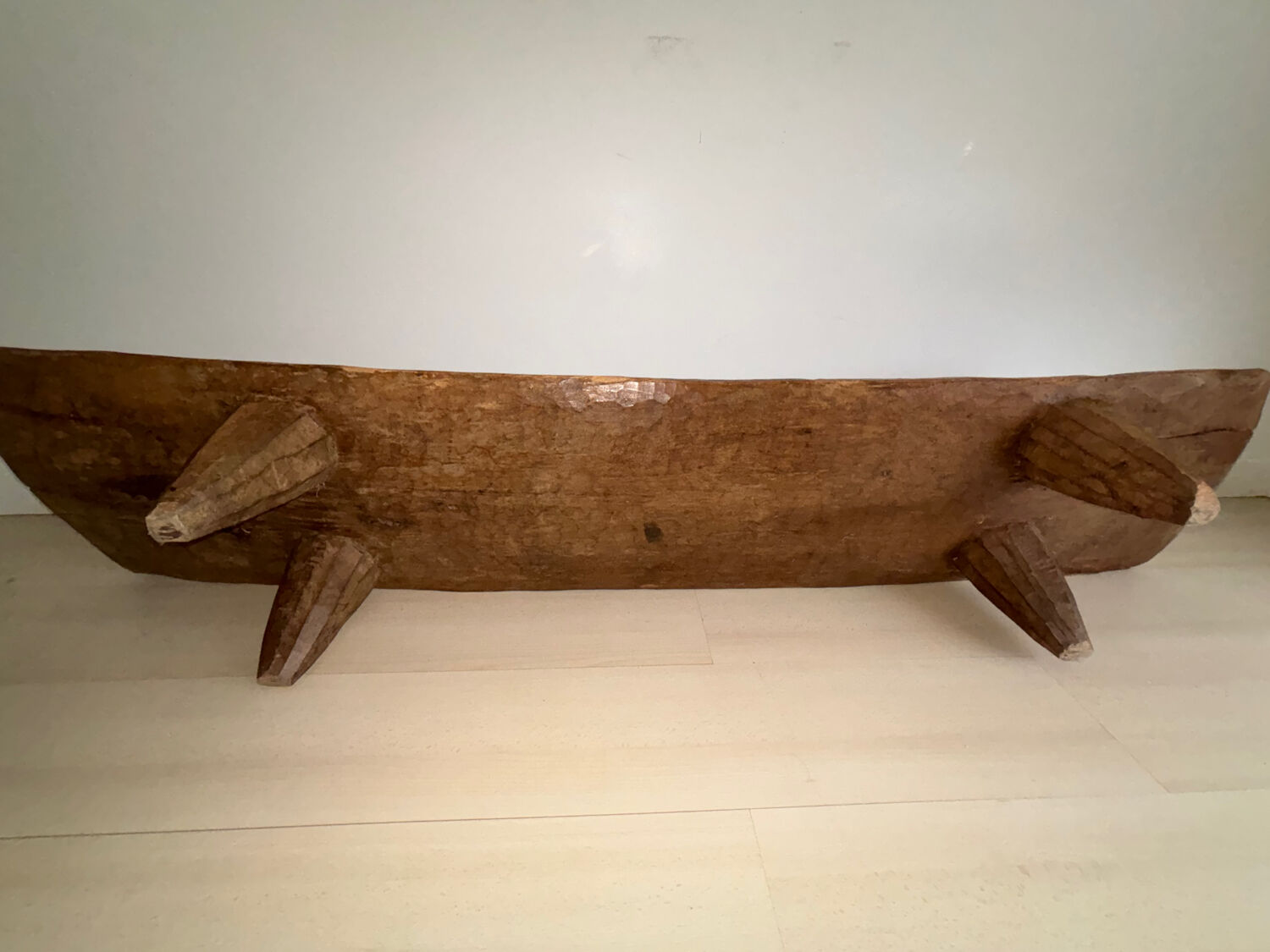 Large antique monoxyle bench in solid wood – 173 cm – sculptural piece