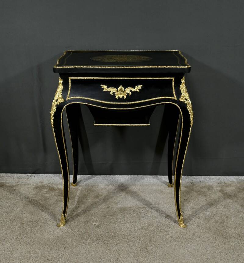 Worker in Blackened Pear Tree, Napoleonic III Era – Mid 19th Century