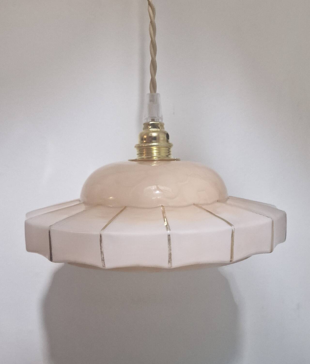 Marbled pink Art Deco glass pendant light