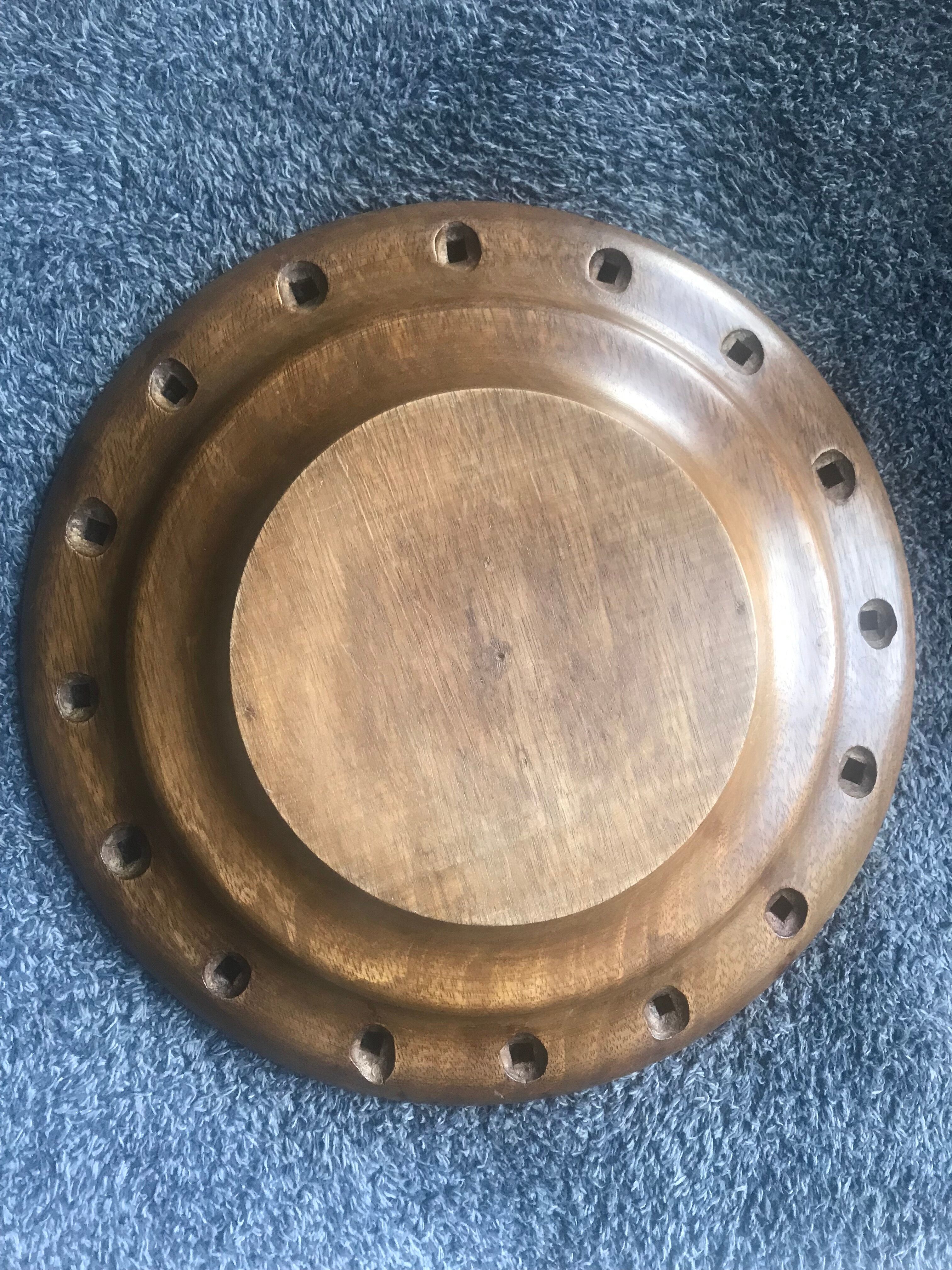 Carved wood top signed A.Hoedts