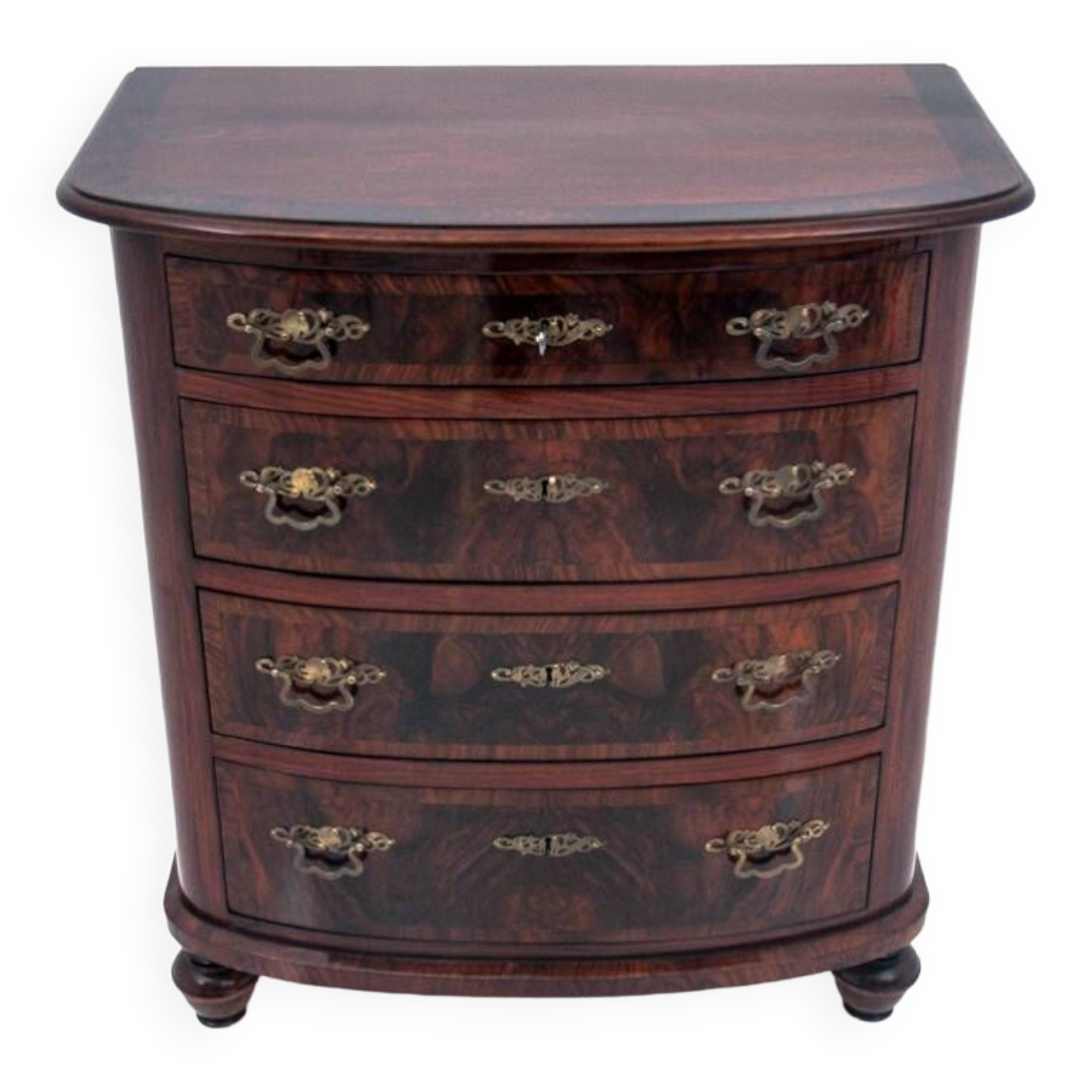 Walnut chest of drawers, Northern Europe, circa 1890. After renovation.